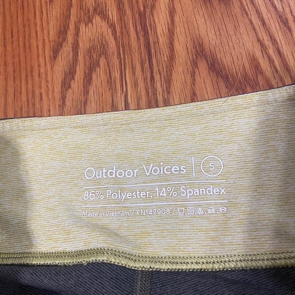 Outdoor Voices Leggings - Picture 2 of 3